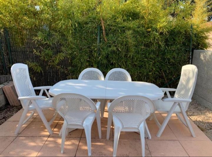 Rez De Villa Avec Place De Parking Et Vue Mer. La Ciotat Exterior foto